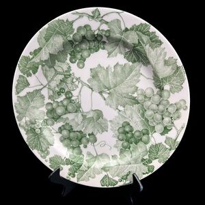 Ceramica Quadrifoglio Italy Dinner Plate 11.5” Green Grapes and Leaves